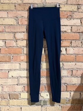 Lululemon wunder under leggings size 4